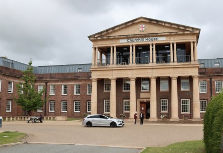 The Churchill Building portico dates from 1997, but the original Neo-Georgian military Western Command building can be seen behind it.